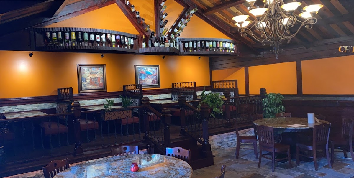 Moustos Pasta & Grill